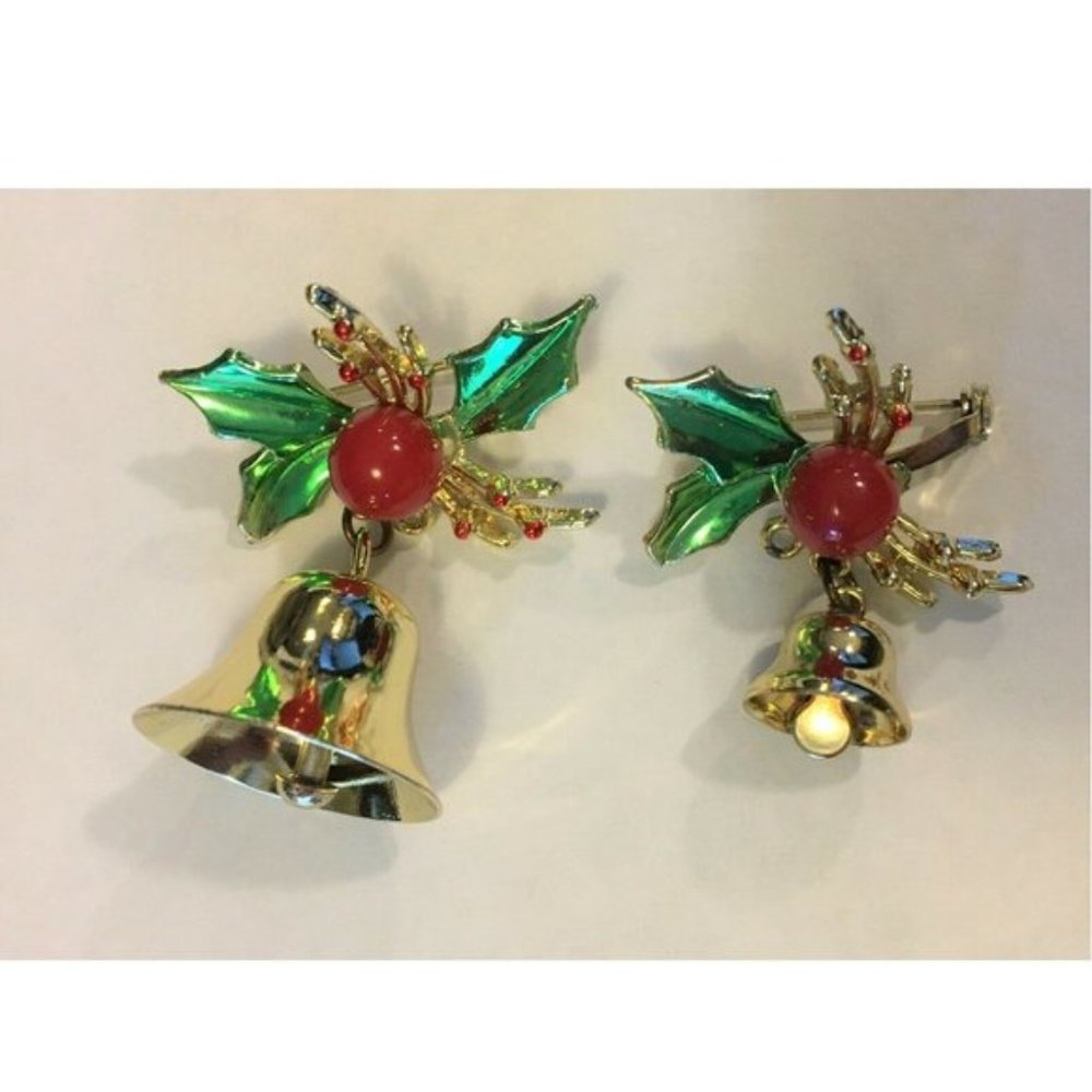 Lot 2 Vtg Christmas Holiday Gold Tone Holly Leaves Dangle Bell Enamel Brooch Pin